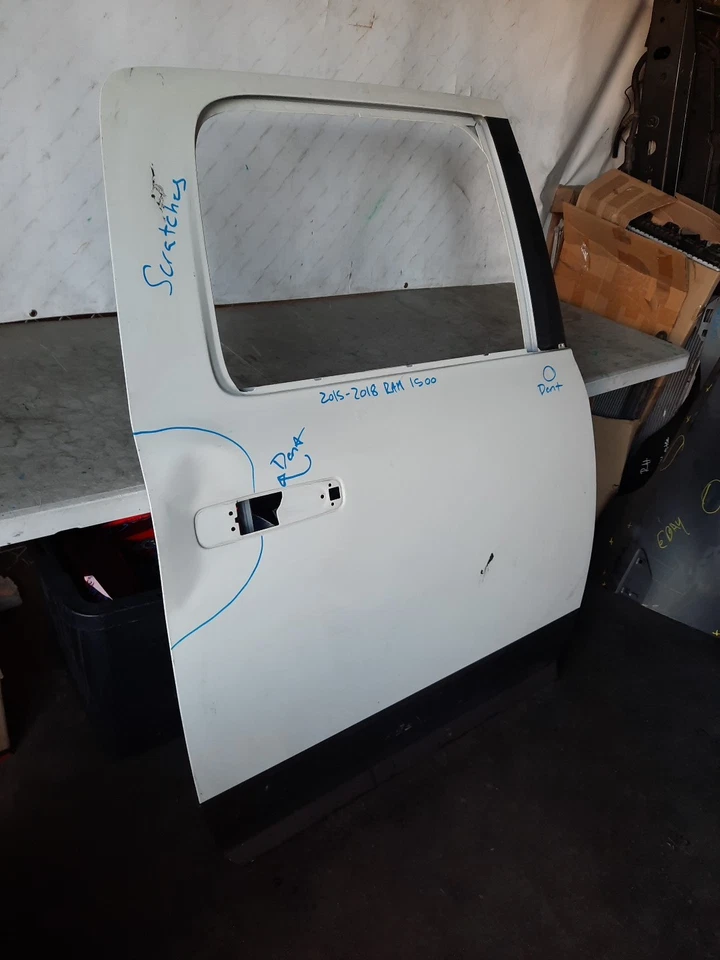2015 - 2018 DODGE RAM 1500 LEFT LH REAR DOOR OEM USED - Изображение 3 из 4