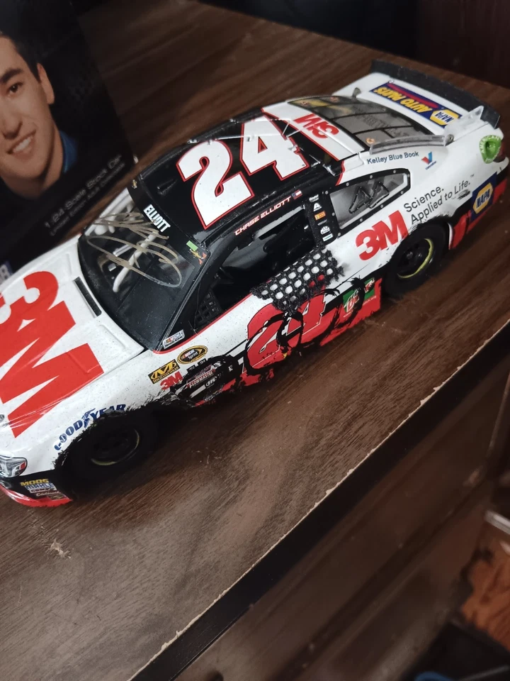 Chase Elliott 2016 Sprint Open Autographed Custom - Image 2 of 4