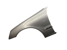 Kotfl&uuml;gel links Brillantsilber 744 f&uuml;r MERCEDES C-KLASSE W203 220 CDI