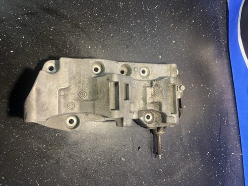 12-18 BMW 3ER F30 F31 N57 DIESEL 3.0 LICHTMASCHINENHALTER HALTERUNG 8506863