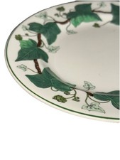 Wedgwood Napoleon Ivy Salad Dessert Plate 8" VTG English China Pattern L4751
