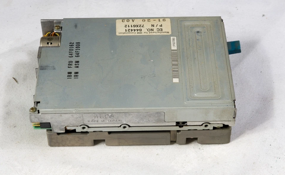 Vintage IBM PS/2 Floppy drive 72X6112 Alps DFP723D30B 1.44MB 9965 - Image 3 of 4