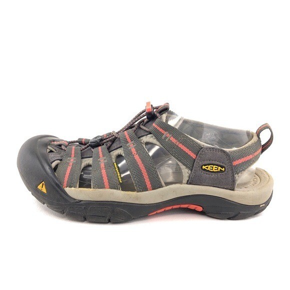 Sandali da trekking impermeabili Keen Newport H2 da donna taglia 9 5 EU 40 magnete corallo caldo