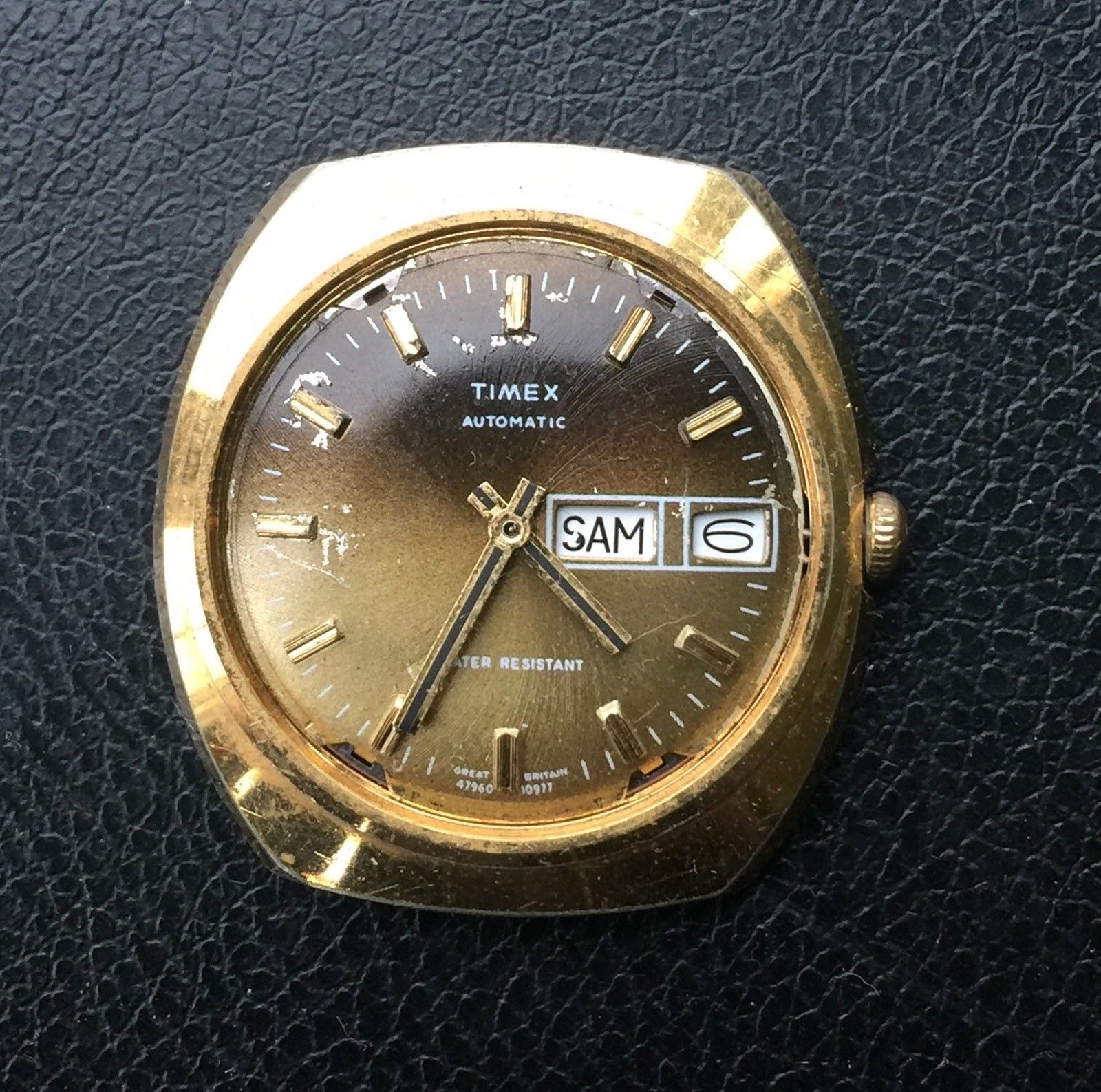 Timex Automatic 38 MM Vintage Watch No Works Calendar