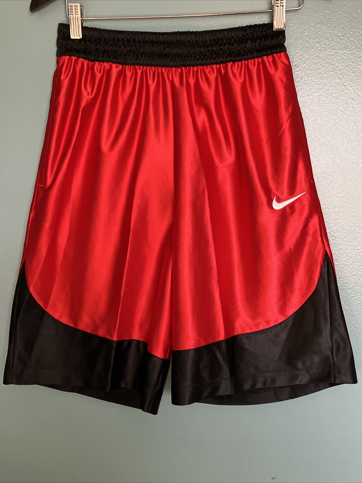 New Men’s Small Nike DriFit Loose Durasheen Basketball shorts 10" eBay