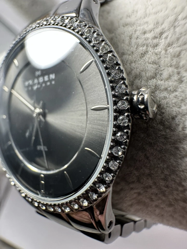 Reloj Skagen 347SMXM Damas 30MM 6" Delgado Swarovski Cristal Gunmetal A2 Foto 2 de 4
