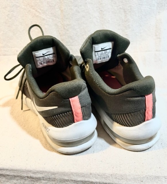 air max advantage 2 women's