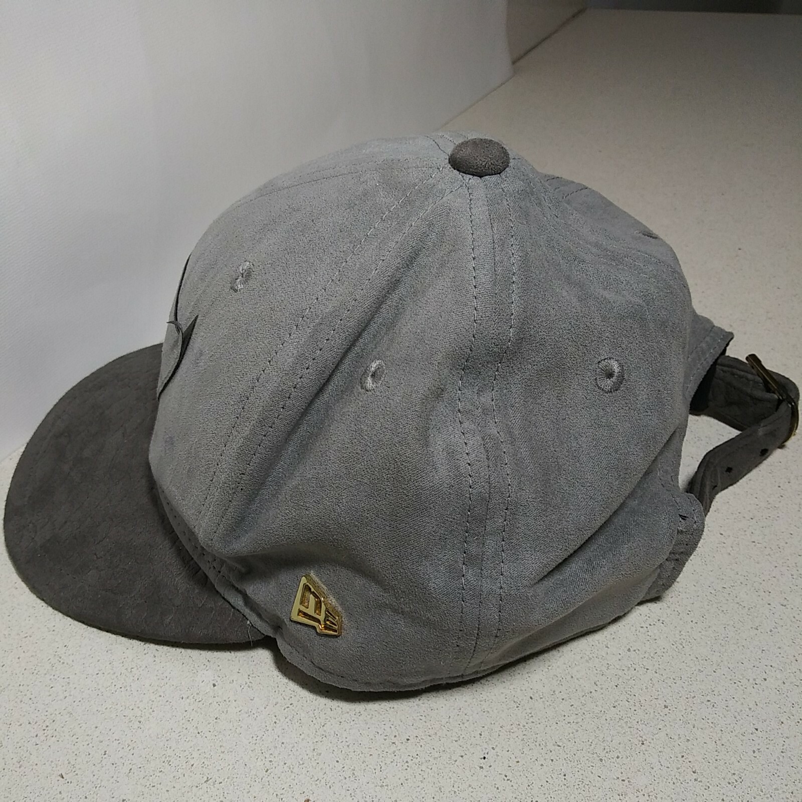 Picture 3 of 12