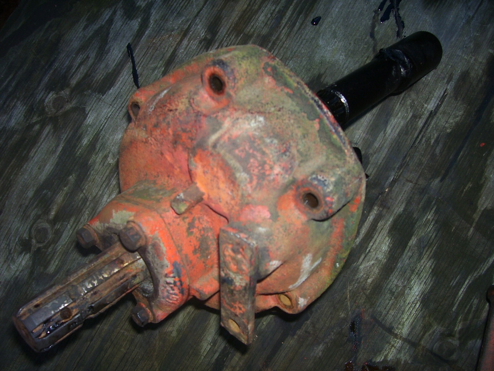 VINTAGE JI CASE VAC TRACTOR PTO GEAR BOX ASSEMBLY AS IS / PARTS