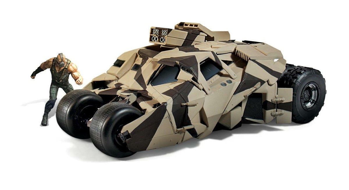 Batmobile - Batman Dark Knight Tumbler with Bane Moebius Models 1