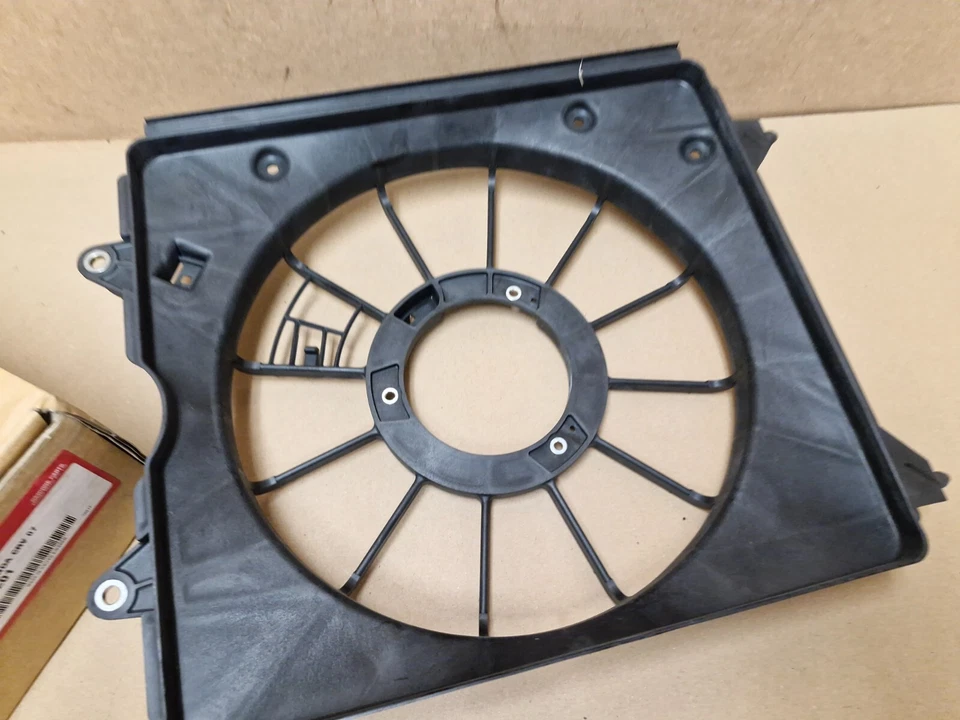 Honda Civic Mk8 2005-2015 Diffuser Fan Shroud 19015-RSR-E01 Genuine NEW OEM - Image 4 of 4