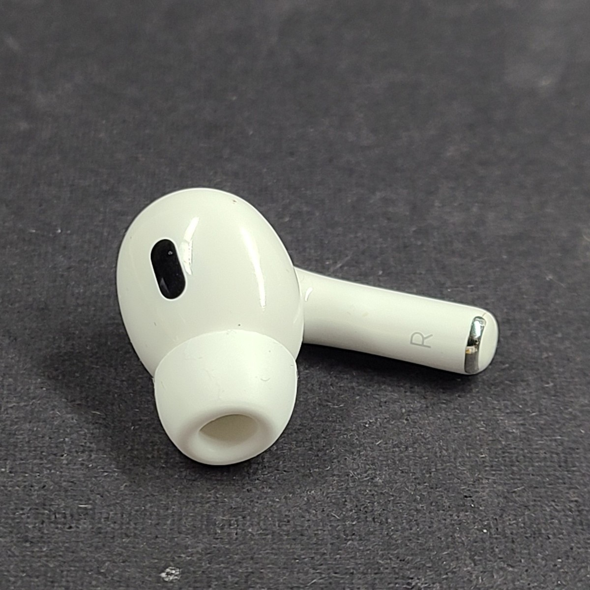 Genuine Apple AirPods Pro OEM 2nd Gen. A2698 Lightning RIGHT