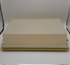 Tupperware Rectangular Cake Container Snap Li...