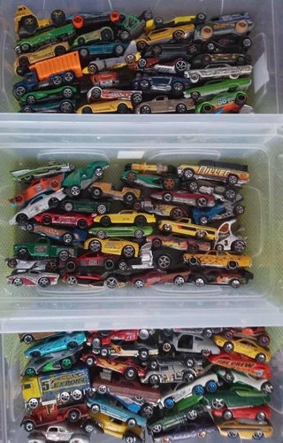 VINTAGE & LATER HOT WHEELS TOY JOB LOT DIECAST HOT RODS TRUCKS AMERICAN CARS etc