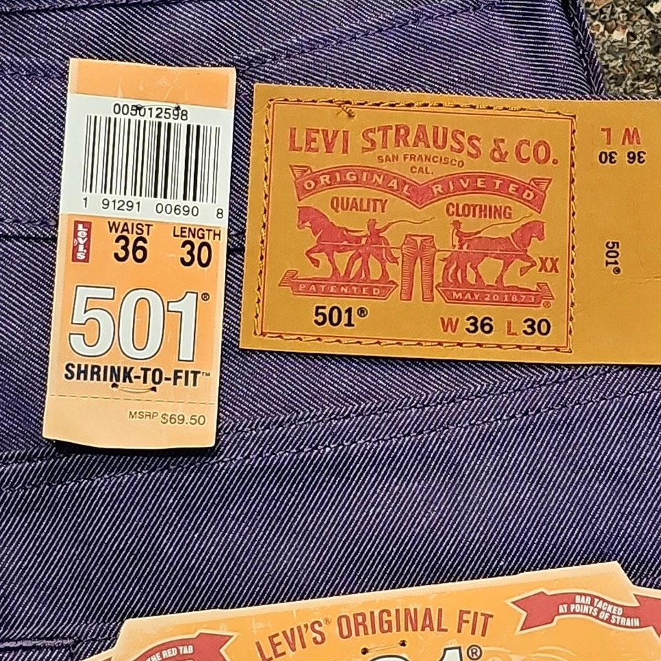 Pantalones de mezclilla Levis 501 rectos morados rectos para hombre 36x30 Deadstock crudos nuevos con etiquetas Foto 4 de 4
