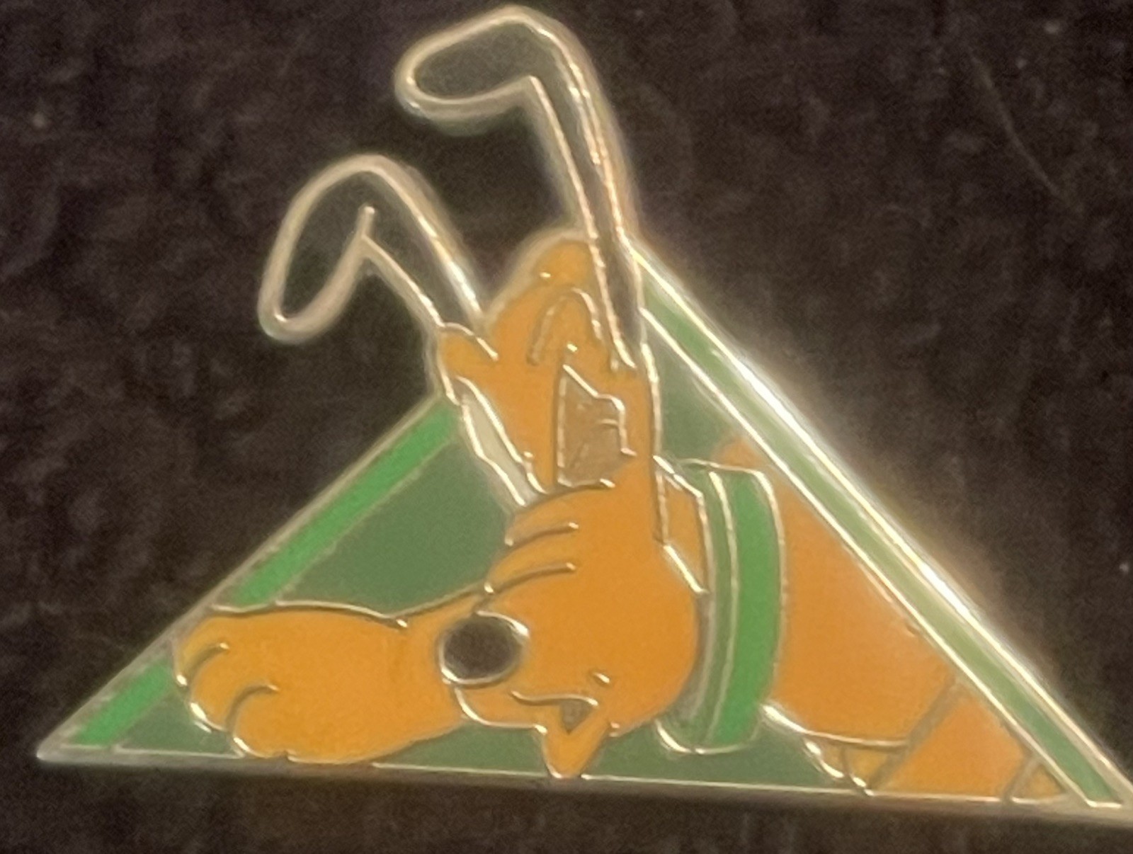 Walt Disney World Pluto Triangle Trading Pin