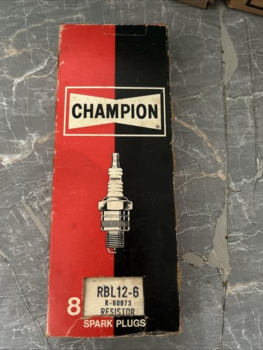 Champion RBL-12 8 Pack Vintage Resistor Spark Plug New In Mint Condition - Picture 6 of 6