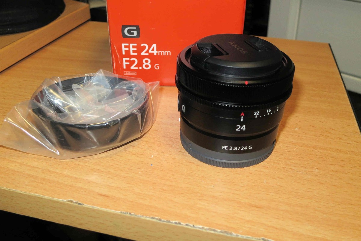 【ほぼ新品】FE24mm F2.8G SONY (SEL24F28G) Sony FE 24mm F2.8 G Full-frame Wide-angle Prime G Lens