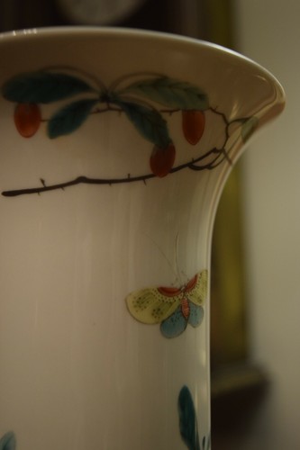 Mottahedeh Vista Alegre Portugal Tall Vase Famille Verte Kang Hsi Butterflies - Picture 9 of 11