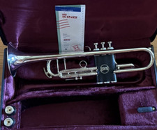King 2055T Silver Flair Trumpet SN-5/554073 w/2 Mouthpiece Case