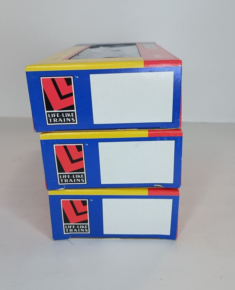 Life Like HO Scale Freight Car Lot Champion, Sealed Power, Federal