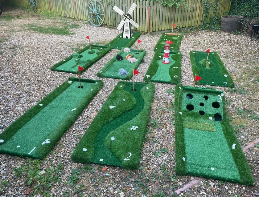 9 Hole Crazy Mini Golf Hire for Weddings, Parties, Events, Christmas - Image 2 of 4