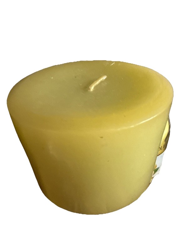 Longaberger Pint Size Pillar Crisp Cucumber Candle New