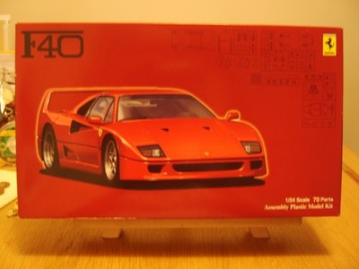 Ferrari F40 1/24 Scale Fujimi Model Kit (Unused, No Instructions)