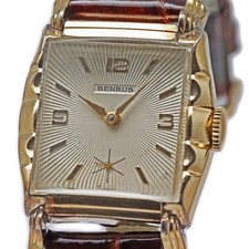 Vintage Benrus 17J cal.DN21 Vintage Benrus Rectangular Gold Fancy Case cal.DN21