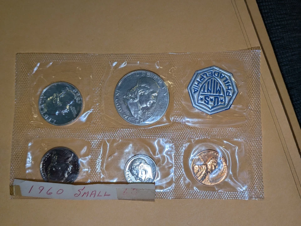 1960 US Mint Proof Set with Small Date Original Packaging J11 - Image 2 of 4