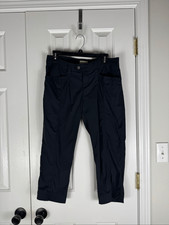 Royal Robbins Women  s Black Cropped Pants Size 8
