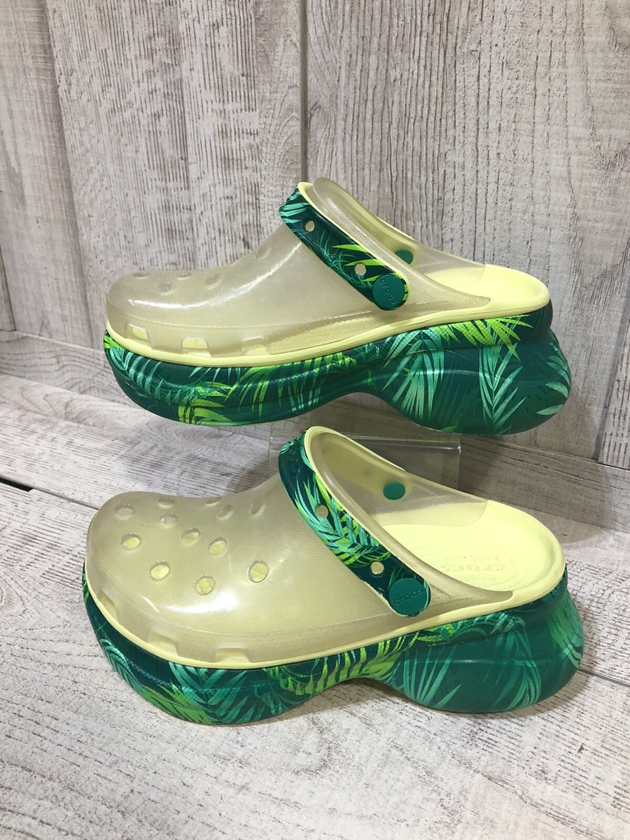 Women's Crocs Classic Platform Tropical Palm Tree Clogs Green Size