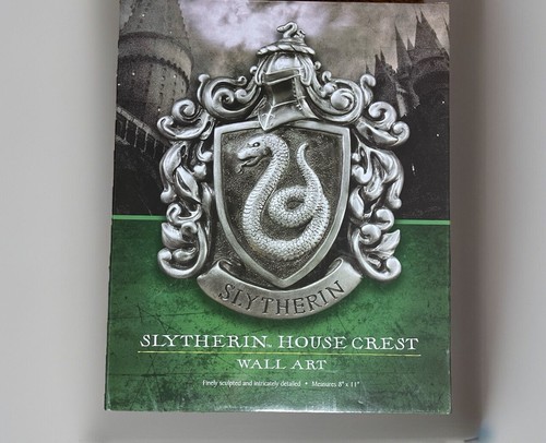 Harry Potter Universal Studios Slytherin Haus Metall Wappen Wandrelief Neu im Karton NEU