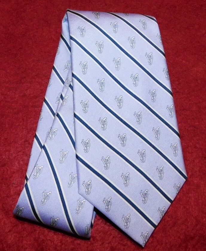 CORBATA CON MOTIVO VP MORADO CLARO/AZUL/BLANCO COLECCIÓN PERSONALIZADA VINEYARD VINES. Foto 2 de 3