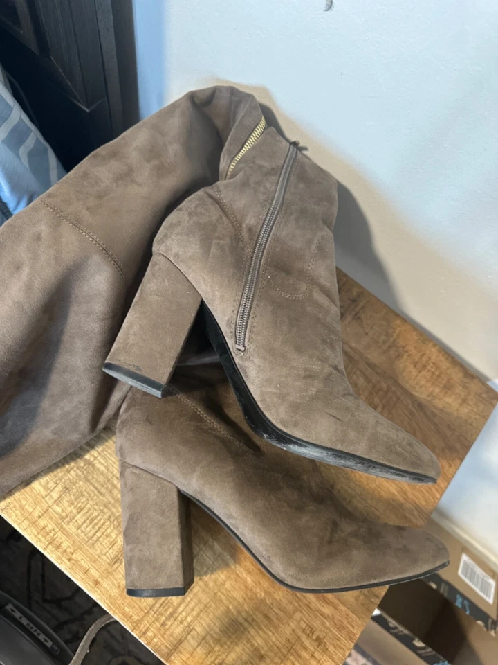 Женские GUESS Arla над колена каблуке платье ботинки - серый 9 М - Изображение 3 из 4