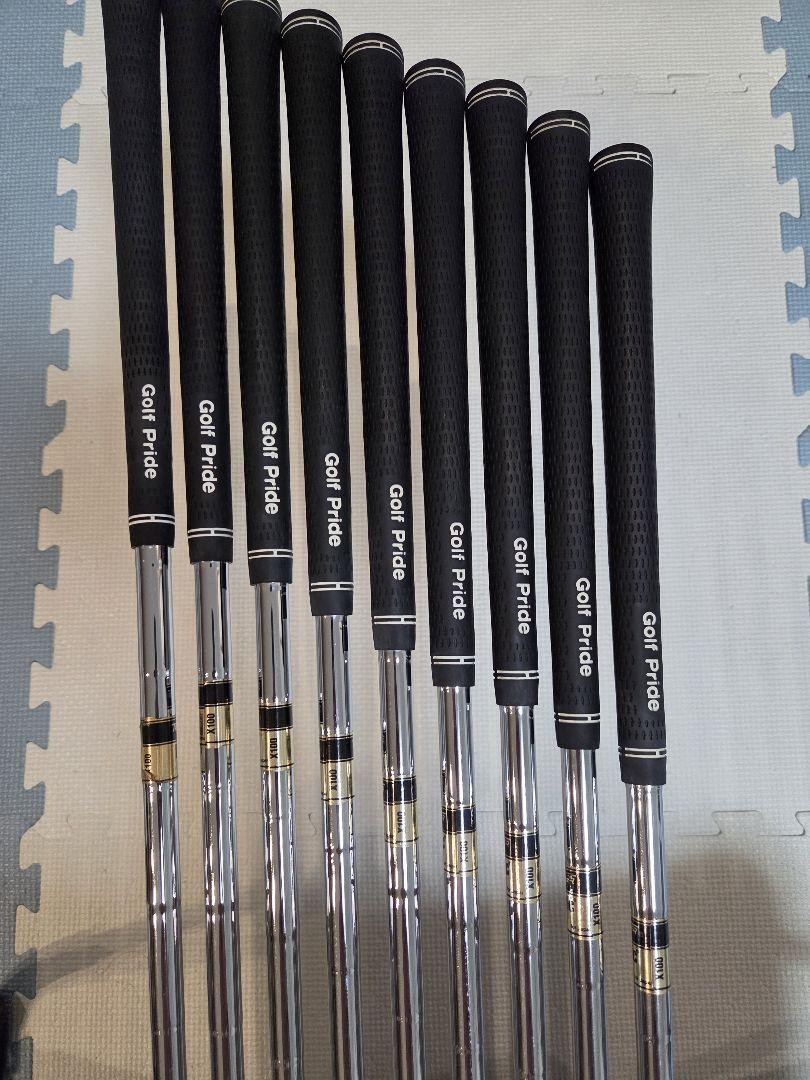 Titleist 690MB Iron Set 2-9+Pw DynamicGold X100 9pcs Right