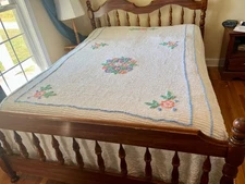 Vintage White Chenille Bedspread With Floral Embroidery & Blue Trim - Full/Queen