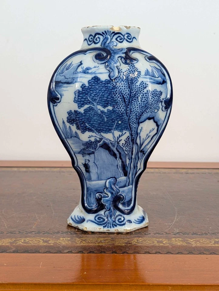 Dutch Delft tin glazed blue & white cabinet vase, 18th century, Chinese scenes - Image 2 of 4