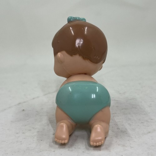 Vintage 1977 TOMY WIND UP CRAWLING BABY DOLL - Picture 4 of 6