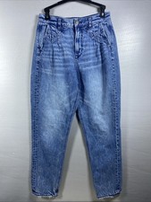 American Eagle Mom Jean Size 4 Regular Medium Wash