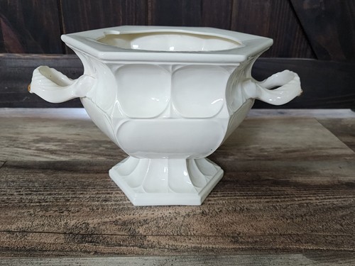 Vintage Hexagonal Victorian Tureen | White & Gold | 4 piece | LQQK - Picture 5 of 23
