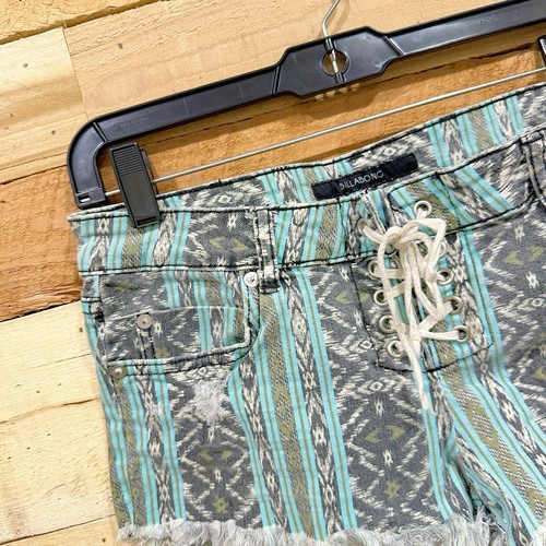 Pantalones Cortos de Jean Billabong Corte Talla 27 Multicolor Con Cordones Dobladillo Deshilachado Azteca Boho - Imagen 4 de 8