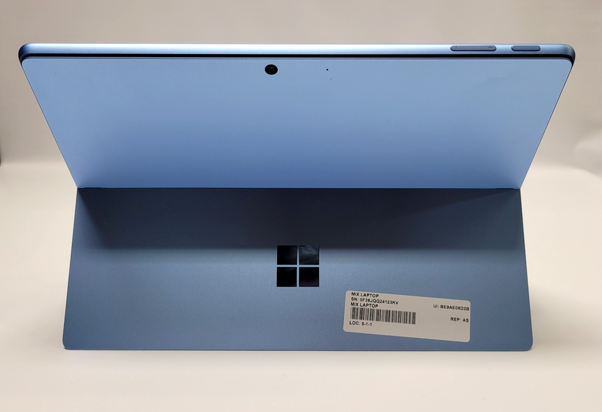 Microsoft Surface Pro 11 (2076) Touch Tablet Snapdragon X Plus