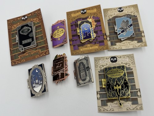 8x Owlcrate Treasured Tomes Book Series Pin Lot 2023 - Picture 2 of 3