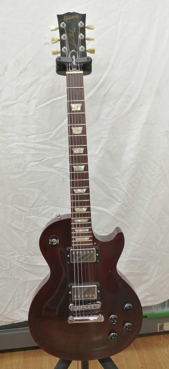 Gibson USA Les Paul Type Les Paul Studio Electric Guitar