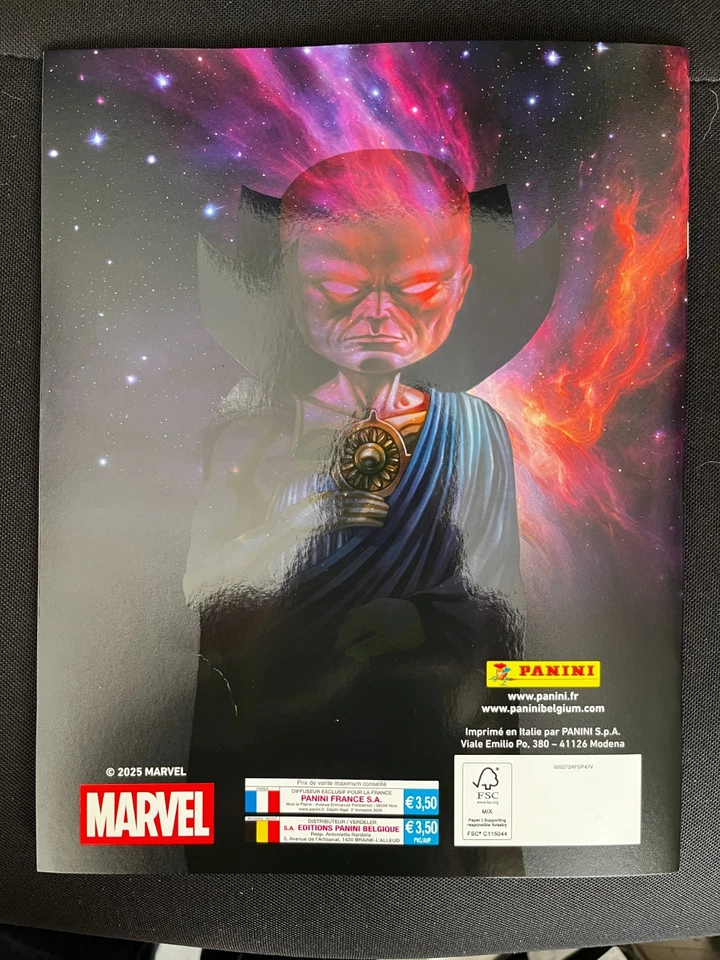 ALBUM VIDE EMPTY VUOTO PANINI DANS L'UNIVERS MARVEL 2025 MINT NEW - Photo 2/4