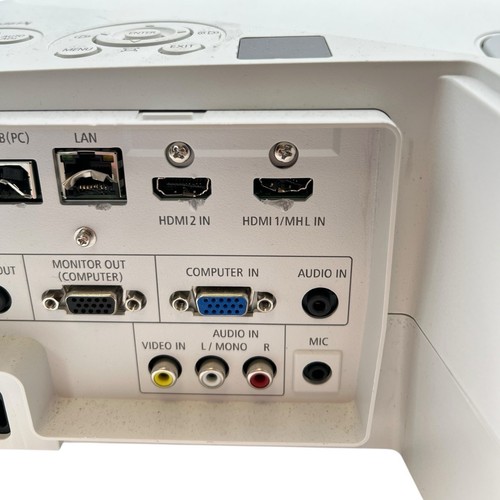 Projecteur Projecteur Ultra Courte Distance NEC NP-UM361X 3600 Lumens - Photo 5/11
