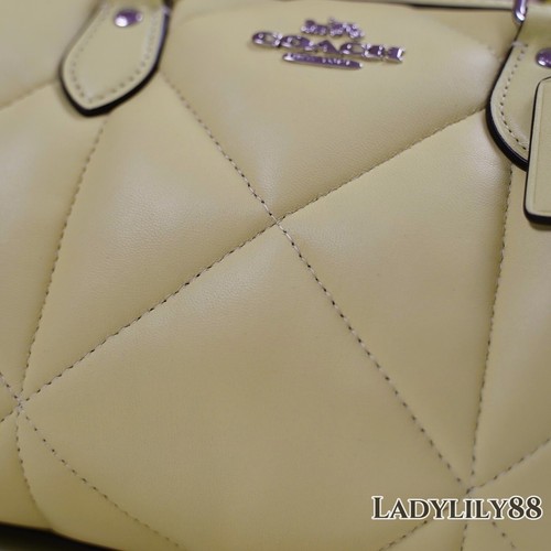 Neu mit Etikett Coach CJ610 Rowan Schulranzen mit geschwollenem Diamant Steppnappa glattes Leder - Bild 36 von 40