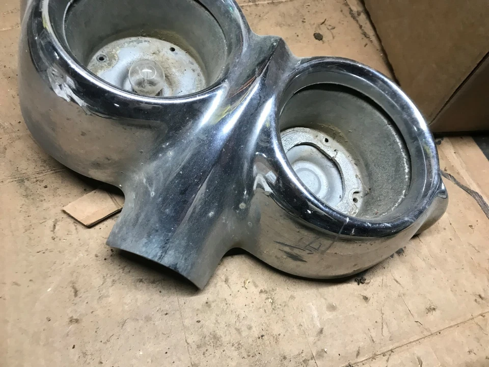 1958 雪佛兰 BelAir 比斯坎 LH 前眨眼器 — 第 2/3 张图片