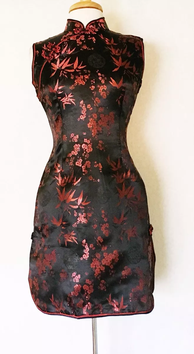 The Alluring Fusion of Black and Red in Modern Cheongsams